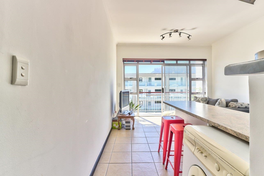 To Let 1 Bedroom Property for Rent in Beach Estate Western Cape